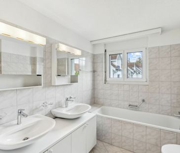 4.5-Zimmer-Wohnung mit Balkon an ruhiger Lage - Photo 4