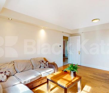 A well-presented two bedroom, two bathroom apartment to rent in Ced... - Photo 4
