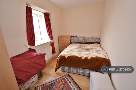 1 bedroom flat to rent - Photo 2