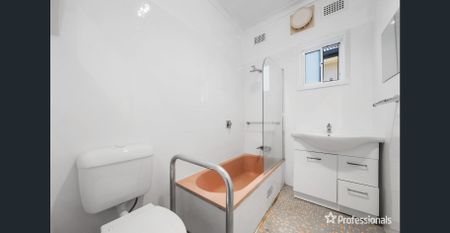 IDEAL FAMILY HOME... - Photo 4