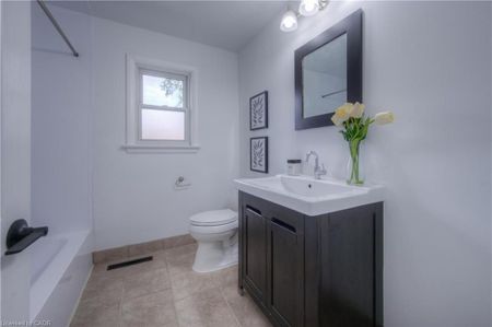 For Lease - 88 Broadmoor Avenue Unit# Main, Kitchener, Ontario - Photo 3