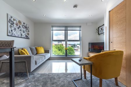 2 Bed Flat, Atlantic Mansions, SO14 - Photo 2