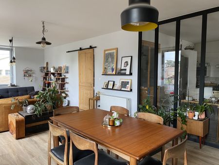 Location Maison 5 pièces 184m² CHAZAY D AZERGUES 69380 - Photo 4