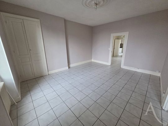 Location maison 4 pièces, 101.11m², Châteauroux - Photo 1