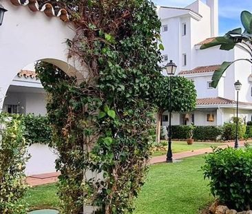 Luxury Flat for rent in Nueva Andalucia, Andalusia - Photo 5