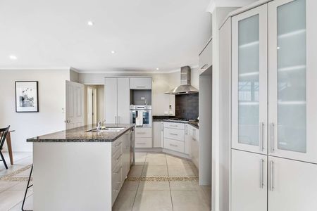 Substantial Home with the X factor! - Photo 4