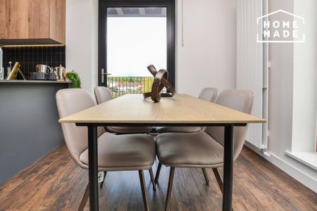 3 bedroom flat to rent - Photo 4