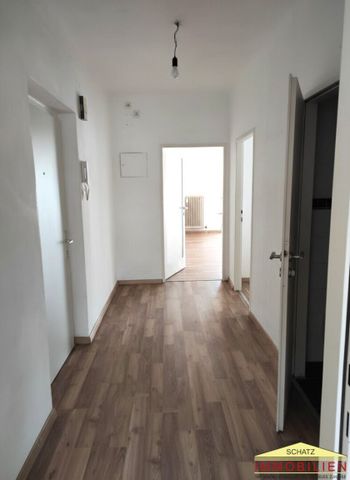 Berndorf- Zentrale Wohnlage! 2-Zimmerwohnung mit Balkon - Foto 4