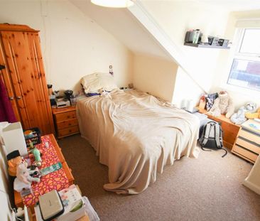3 bedroom terraced house to rent - Photo 4