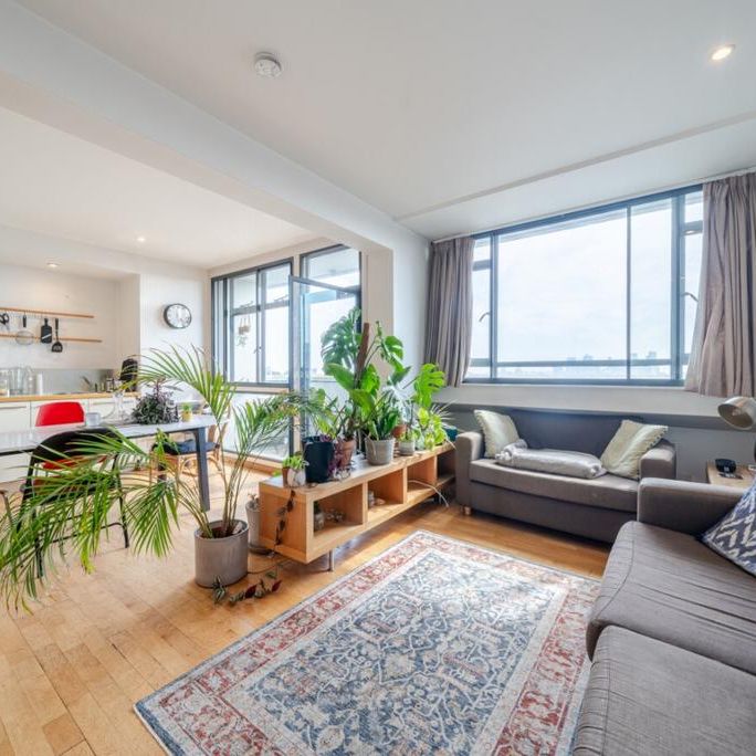 2 bedroom flat to rent - Photo 1