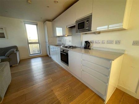 Bromley Road, London, SE6 - Photo 4