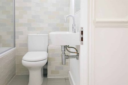 Riverview Road, W4, London - Photo 5