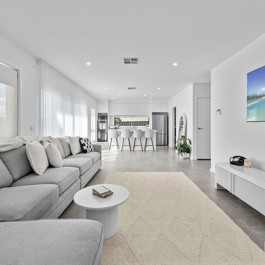138 Lionel Rose Street, Strathnairn ACT, Belconnen - Photo 1