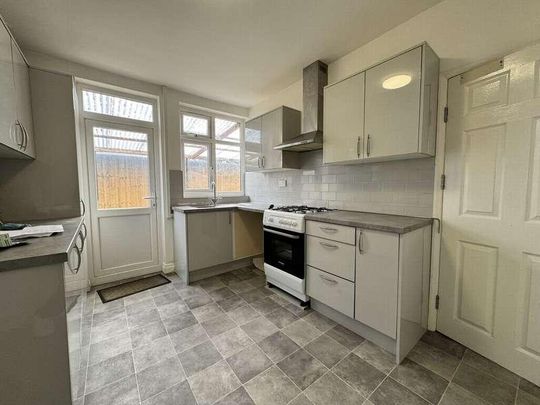 Humberstone Lane, Thurmaston, LE4 - Photo 1