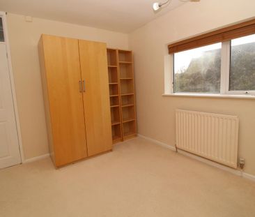 3 bedroom terraced house to rent - Photo 6