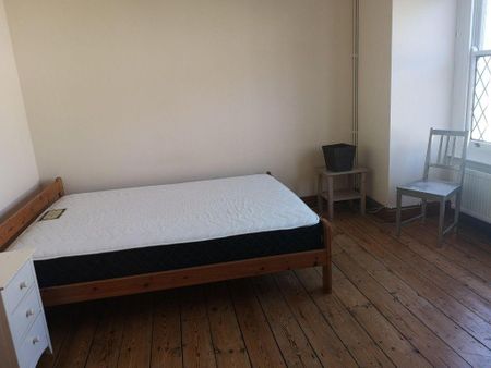 4 bedroom house to rent - Photo 2