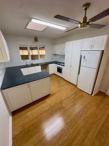 11 Curlington Cres, Balga, WA 6061 - Photo 3