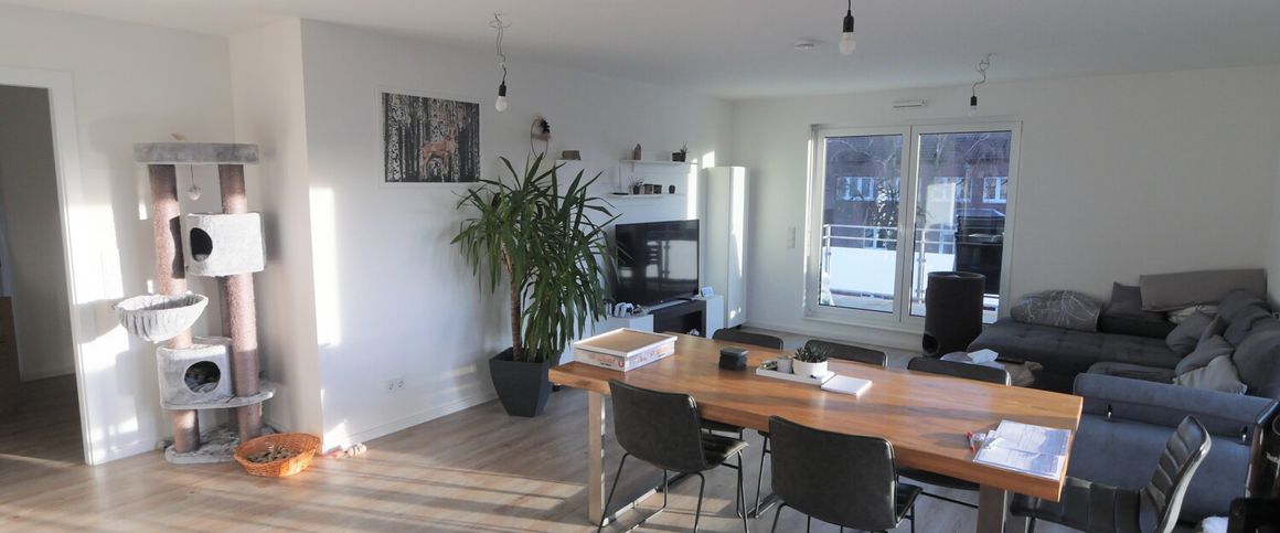 Attraktive 3-Zimmer-Wohnung mit Balkon & Pkw-Außenstellplatz in Würselen! - Photo 1