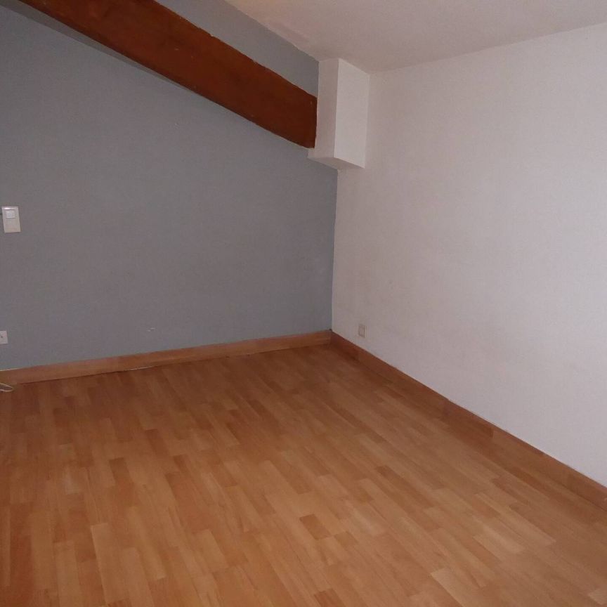 Location appartement 2 pièces 47.3 m² à Uzer (07110) - Photo 1