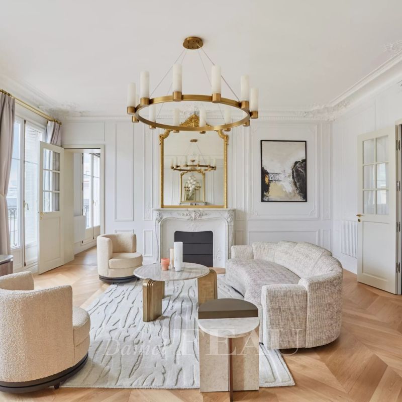 Paris XVIe - rue de Longchamp. - Photo 1