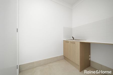 Hamilton-Style Living - Photo 2