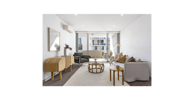 Modern 2-Bedroom Apartment with Stunning Views in Prime CBD Location - Photo 1