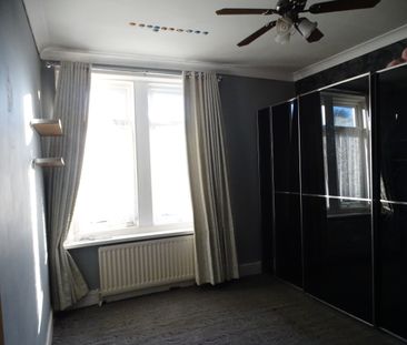2 bedroom Maisonette for rent - Photo 3