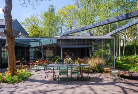 5 bedroom detached house to rent - Photo 2