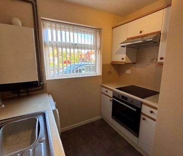 2 bedroom terraced house to rent - Photo 3