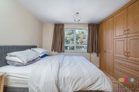 Hendon Lane - Photo 2