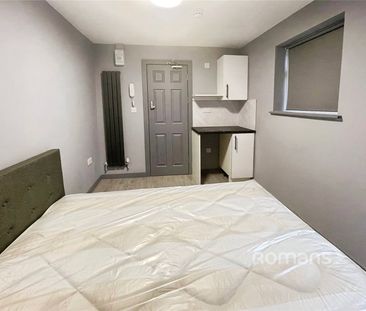 1 bedroom property to rent - Photo 5