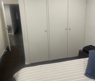 Croydon South - Photo 5