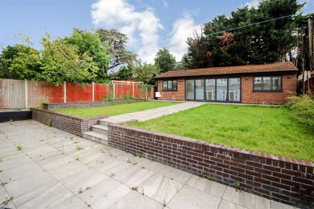 7 bedroom property to rent - Photo 5