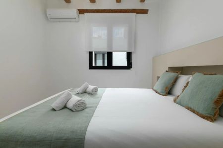 Valencia - Photo 5
