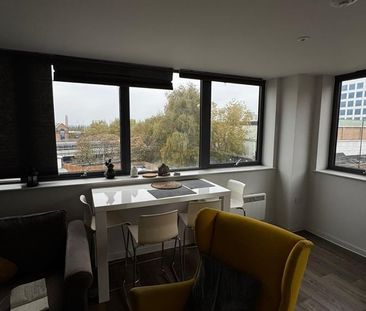 2 Bed Flat, Ogle Road, SO14 - Photo 6