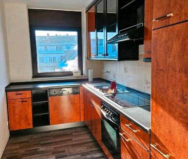 Zentral gelegene Wohnung 2 Zimmer KDB und TG-Platz - Photo 5