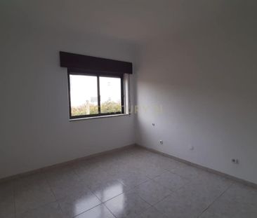 Amora, Setúbal Municipality - Photo 5