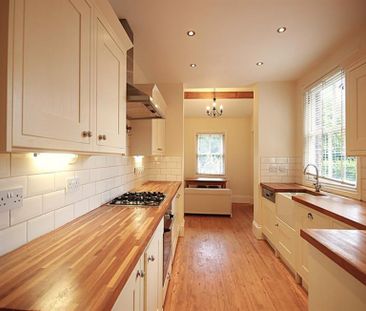 3 Bedroom Terraced To Let - Photo 6