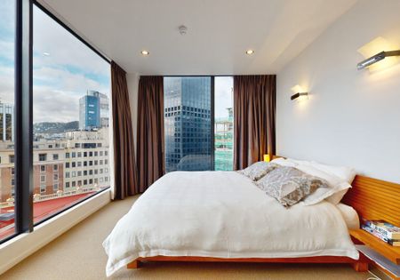 One of Wellington’s most exquisite penthouse apartments located at the top of Lambton Quay - Photo 2