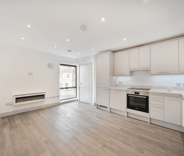 Norbury Crescent, London, SW16 - Photo 4