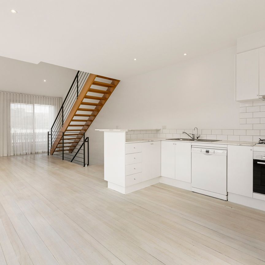5C Lara Street, South Yarra VIC 3141 - Townhouse For Rent | Domain - Photo 1
