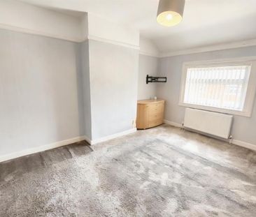 17 Seagrove Parade, Belfast, BT15 3NX - Photo 6