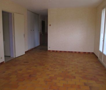 Location Appartement 2 Pièces 55 m² - Photo 2