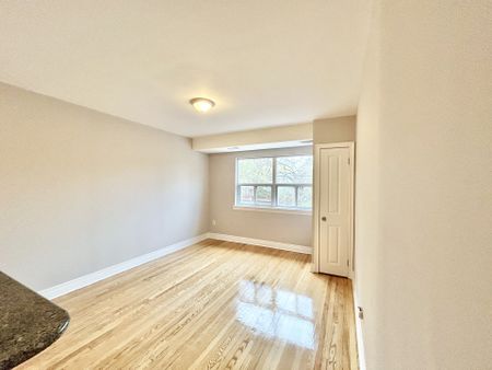 For Lease - 90 Twenty Fifth Street Unit# 8, Toronto, Ontario - Photo 4