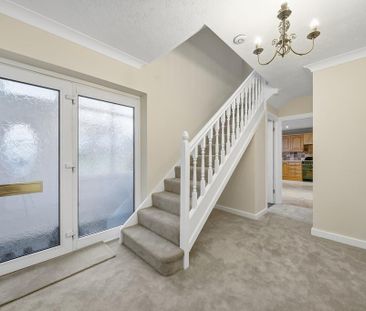 4 bedroom detached house to rent - Photo 5