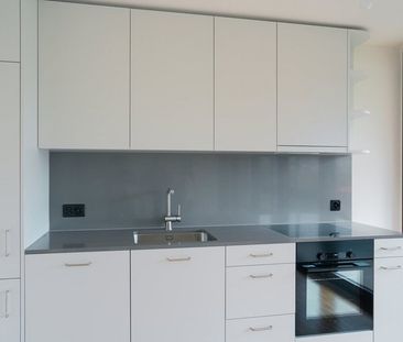 MIETEN OHNE KAUTION - Neu sanierte und zentral gelegene Attika-Wohnung - Photo 3