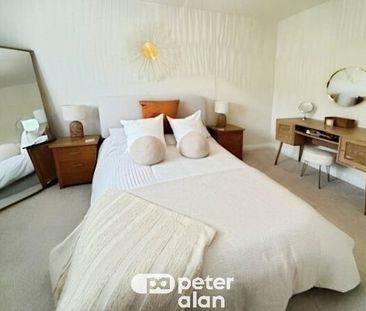 Tennant Grove, NEATH - Photo 5