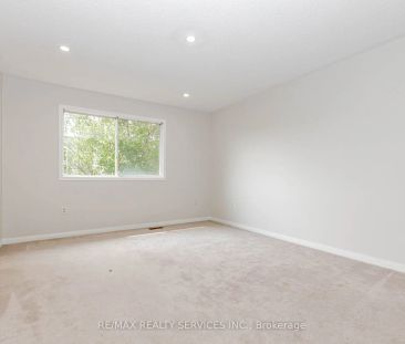 106 Narrow Valley Crescent #Upper - Photo 6