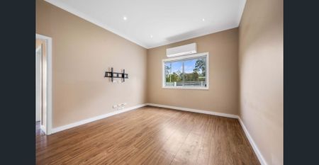 Modern 2 Bedrooms House with car parking ( WATER INCLUDED ) - Photo 3