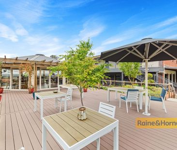 ATTENTION OVER 65'S - 1 BEDROOM UNIT IN PENINSULA VILLAGE - Photo 4